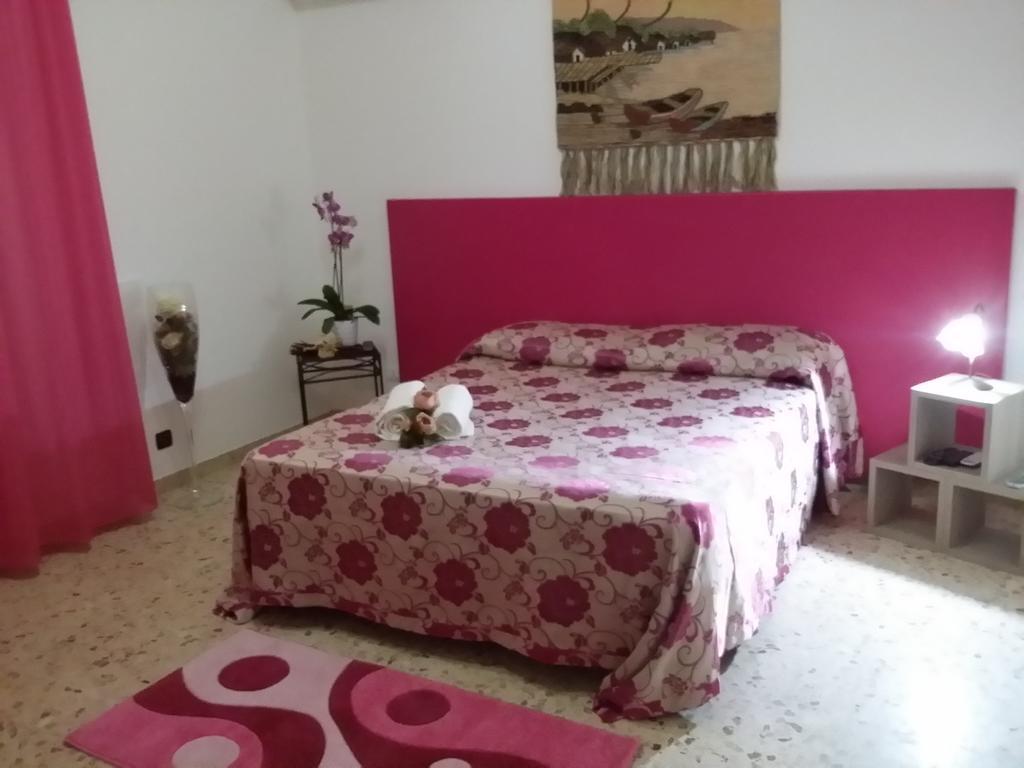 La Casa Dei Nonni Bed & Breakfast Custonaci Exterior foto